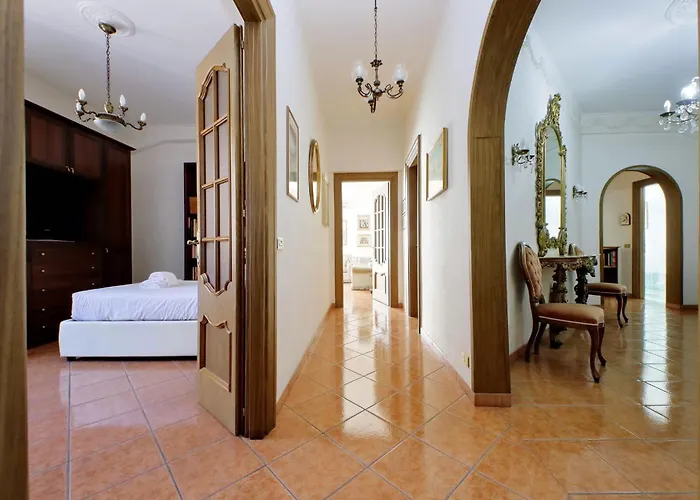 Apartment Etruria At San Giovanni By Halldis